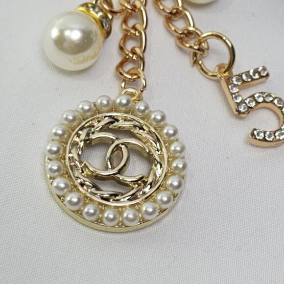 Chanel key chain bag charm braclet - Picture 9 of 9